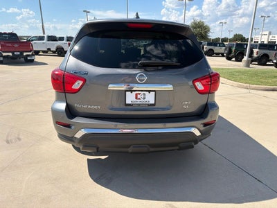 2019 Nissan Pathfinder SL