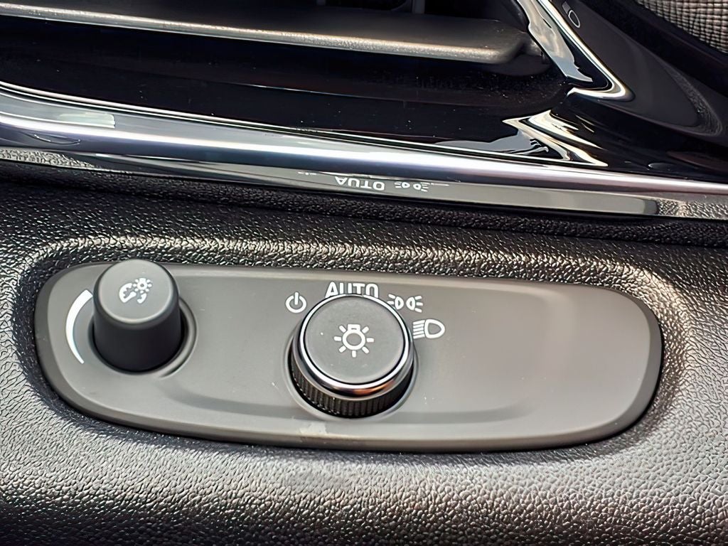 2025 Buick Envista Avenir FWD