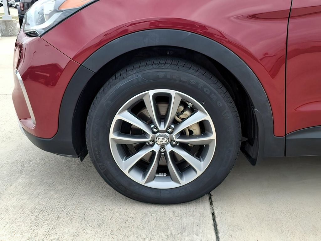 2017 Hyundai Santa Fe SE