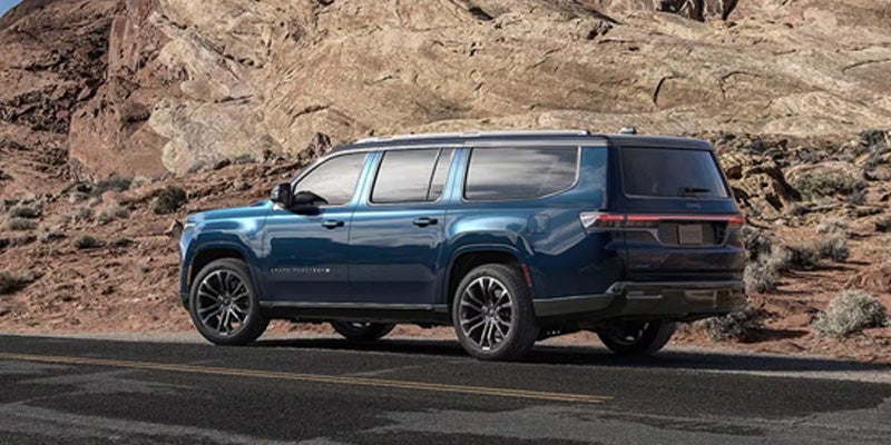 Jeep Grand Wagoneer side exterior